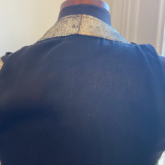 Royal Underground Leather Vest - Picture 9 of 16